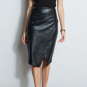 Tahari - Black Faux Leather Midi Skirt - Skinny Fit - Stretchy Size L
